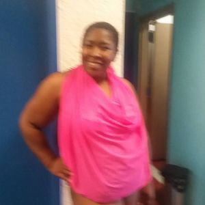 Meet your Posher, Sharon